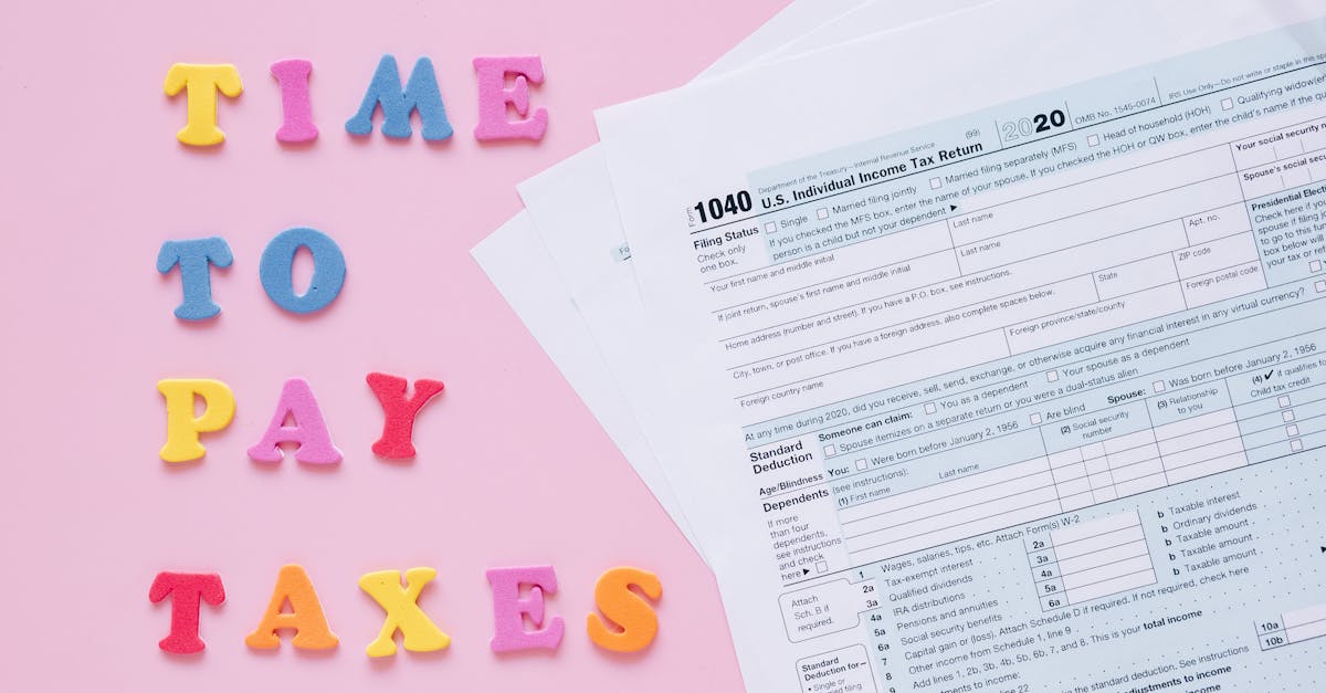 В 2025 году эффективное управление данными станет краеугольным камнем любой стратегии комплаенса. Банкам, будь то Société Européenne de Propulsion или Groupe BPCE, приходится управлять экспоненциально растущим объёмом информации. Эта сложность требует внедрения современных инструментов для сбора, организации, анализа и защиты этих данных. GDPR устанавливает строгие требования. Банки должны гарантировать конфиденциальность, отслеживаемость и законность каждой операции по обработке данных. Неправильное управление данными может привести к многомиллионным штрафам или потере доверия клиентов. Для достижения этой цели они внедряют передовые системы управления данными, такие как: