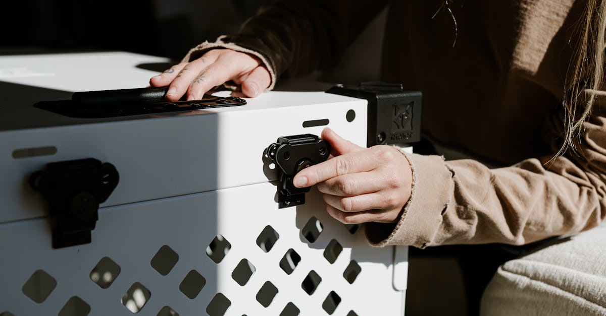 In summary, the ten-year warranty focuses on the overall strength and compliance of the building. It covers, among other things, everything related to the structure, cracks, waterproofing, and even the impact on safety. It lasts 10 years from the date of completion of the work.