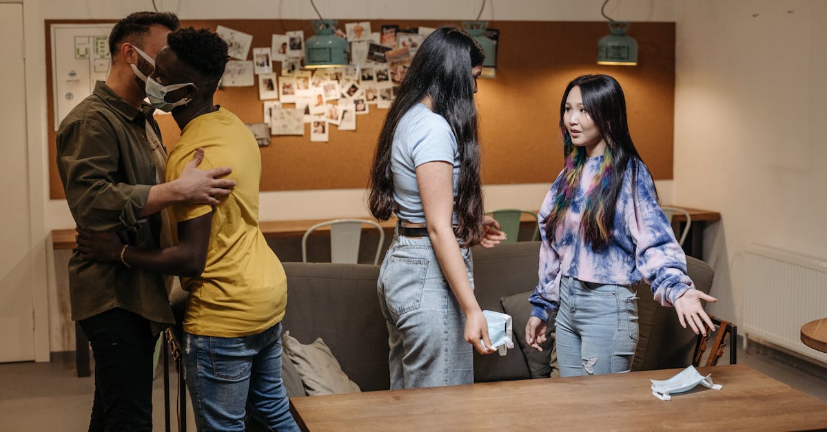 Практикуйте активное слушание, задавая открытые вопросы, и при этом обращайте внимание на паузы 🗣️