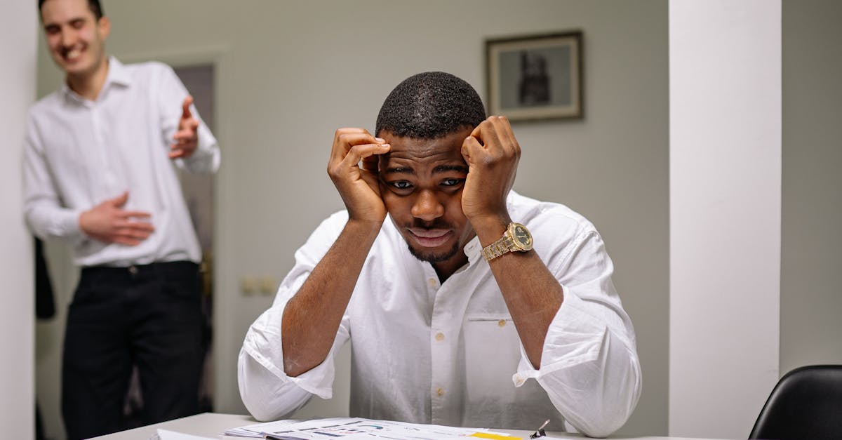 Die negativen Auswirkungen eines schlechten Druckmanagements sind daher ein echtes Hindernis für den Aufbau einer soliden Karriere. Deshalb müssen wir jetzt alles tun, um uns zu schützen. Im nächsten Abschnitt besprechen wir genau diese Tools, Praktiken und Gewohnheiten, die Sie sich aneignen sollten, um mentaler Überlastung vorzubeugen. Entdecken Sie effektive Strategien zum Druckmanagement, um Ihr Wohlbefinden und Ihre Leistung zu verbessern. Lernen Sie, Stress zu bewältigen, Ihre Zeit zu optimieren und Ihr tägliches Gleichgewicht wiederherzustellen.